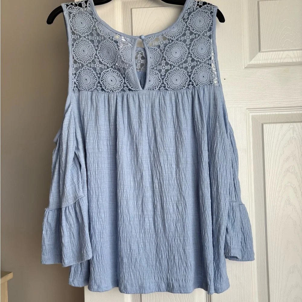 Time and Tru Light Blue Lace Blouse - Picture 3 of 3